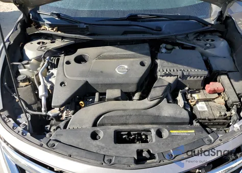 2015 Nissan Altima 2.5 z USA, uszkodzony, nr VIN 1N4AL3AP6FN405161